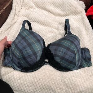 🌻Cacique 46C Black and Green Plaid Bra